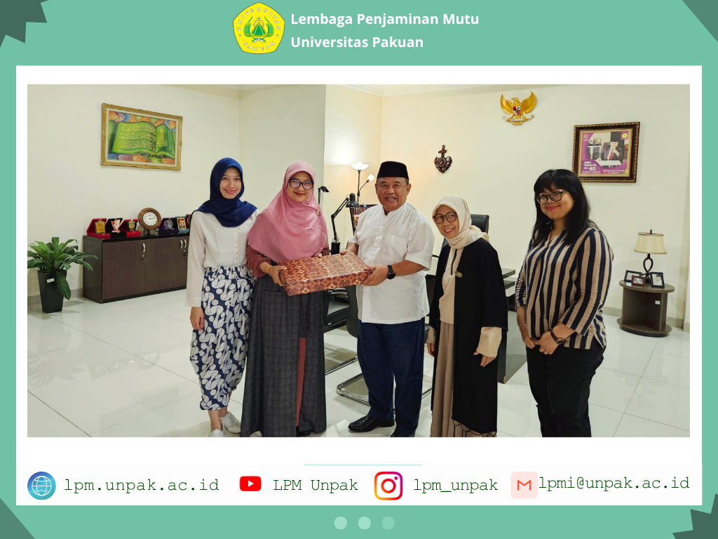 Penyerahan Apresiasi AMI Fakultas Terbaik Pascasarjana Universitas Pakuan